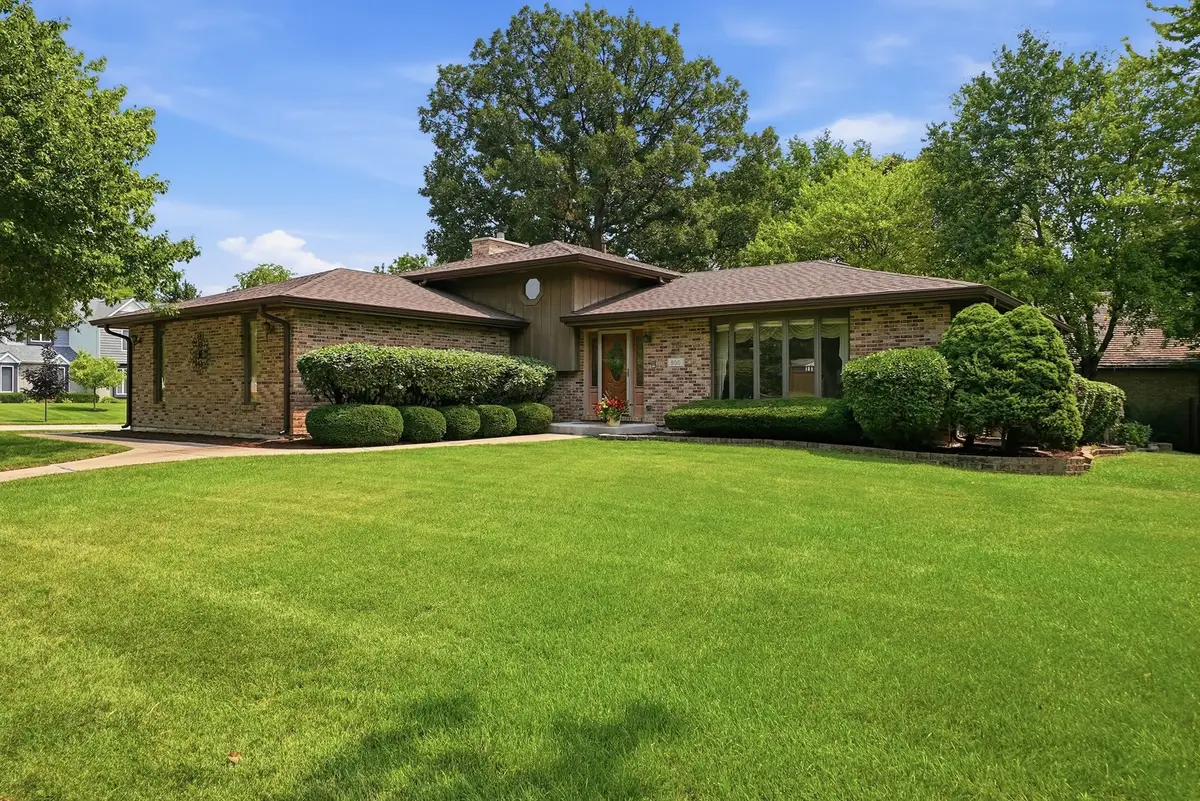 800 Ravinia Drive, Shorewood, IL 60404 - #1