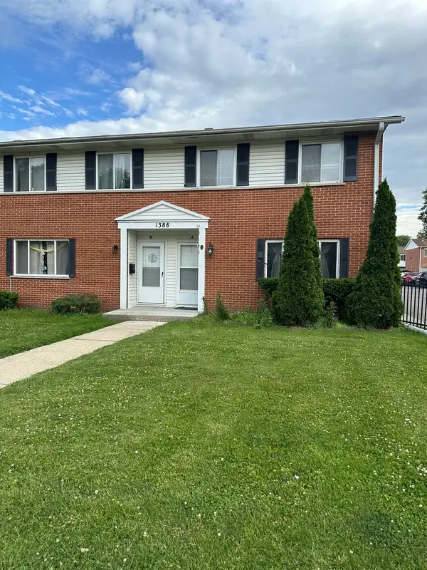 1388 Monomoy Street #A, Aurora, IL 60506