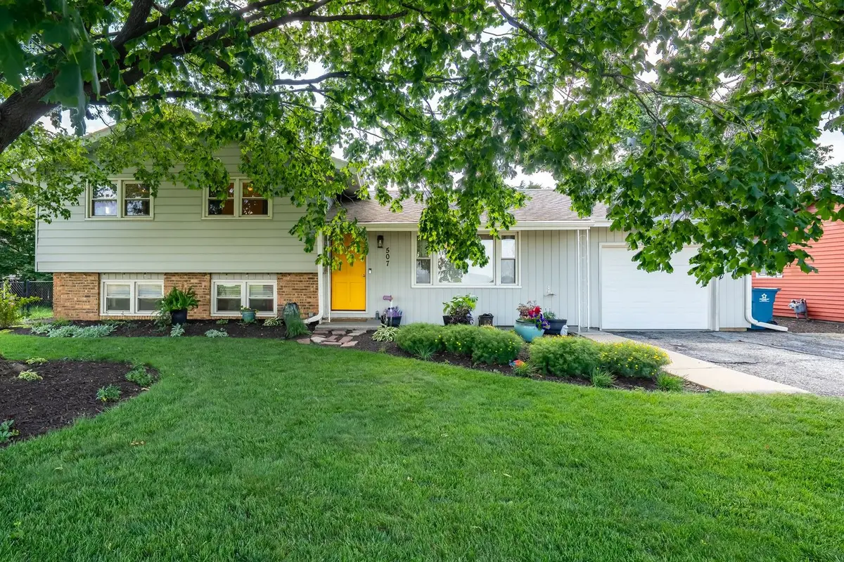 507 S East Street, Hudson, IL 61748 - #1