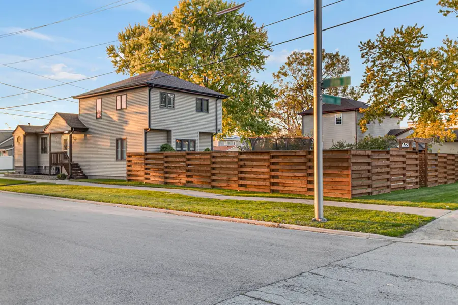 9954 Merrimac Avenue, Oak Lawn, IL 60453 - #2