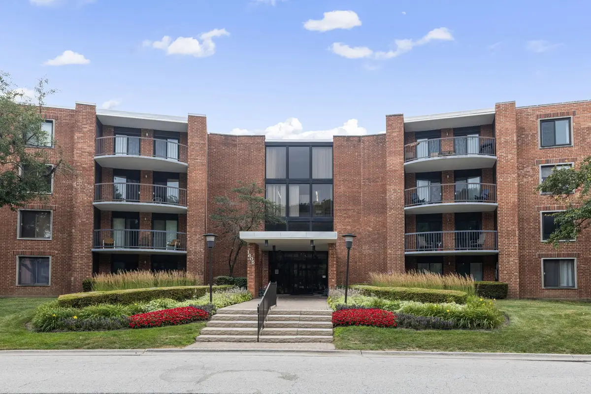 1605 E Central Road #304A, Arlington Heights, IL 60005 - #1