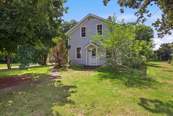 10203 Main Street, Hebron, IL 60034