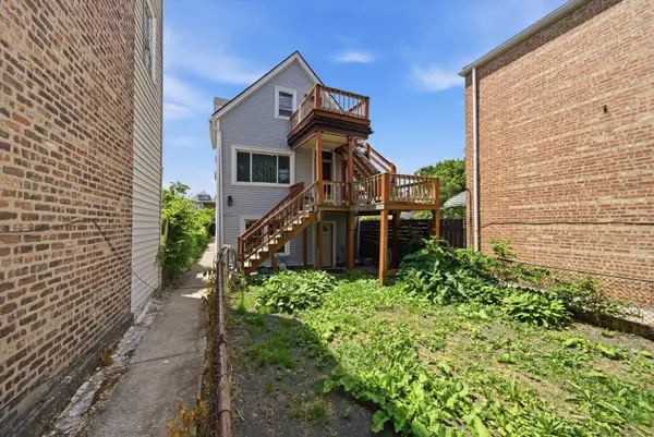 2627 W Montgomery Avenue, Chicago, IL 60632