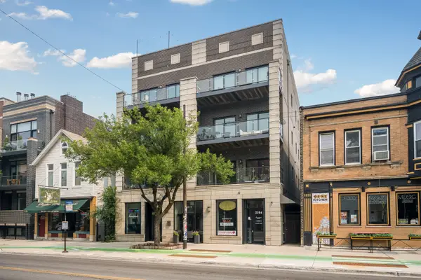 2104 W Belmont Avenue #2E, Chicago, IL 60618