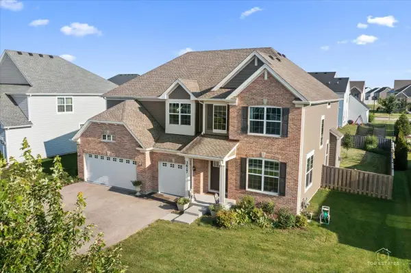 3617 Emerald Road, Elgin, IL 60124