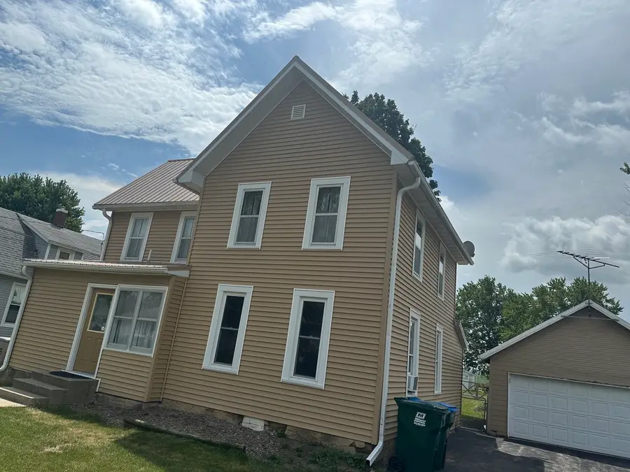 17 W Old Mill Street, Milledgeville, IL 61051 - #2