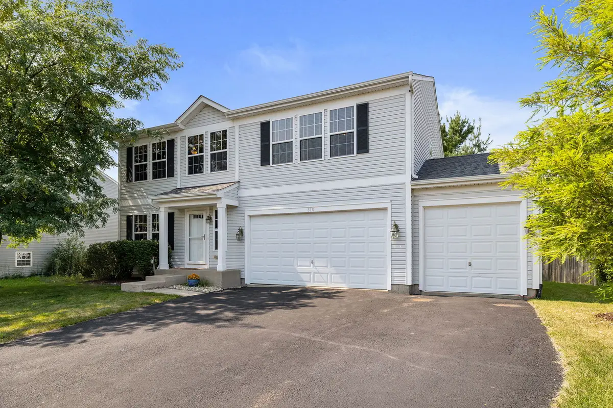 818 Willow Street, Kirkland, IL 60146 - #1