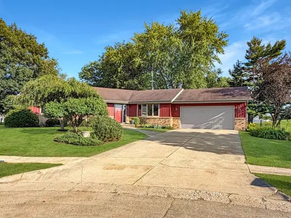 829 Sutton Place, Freeport, IL 61032