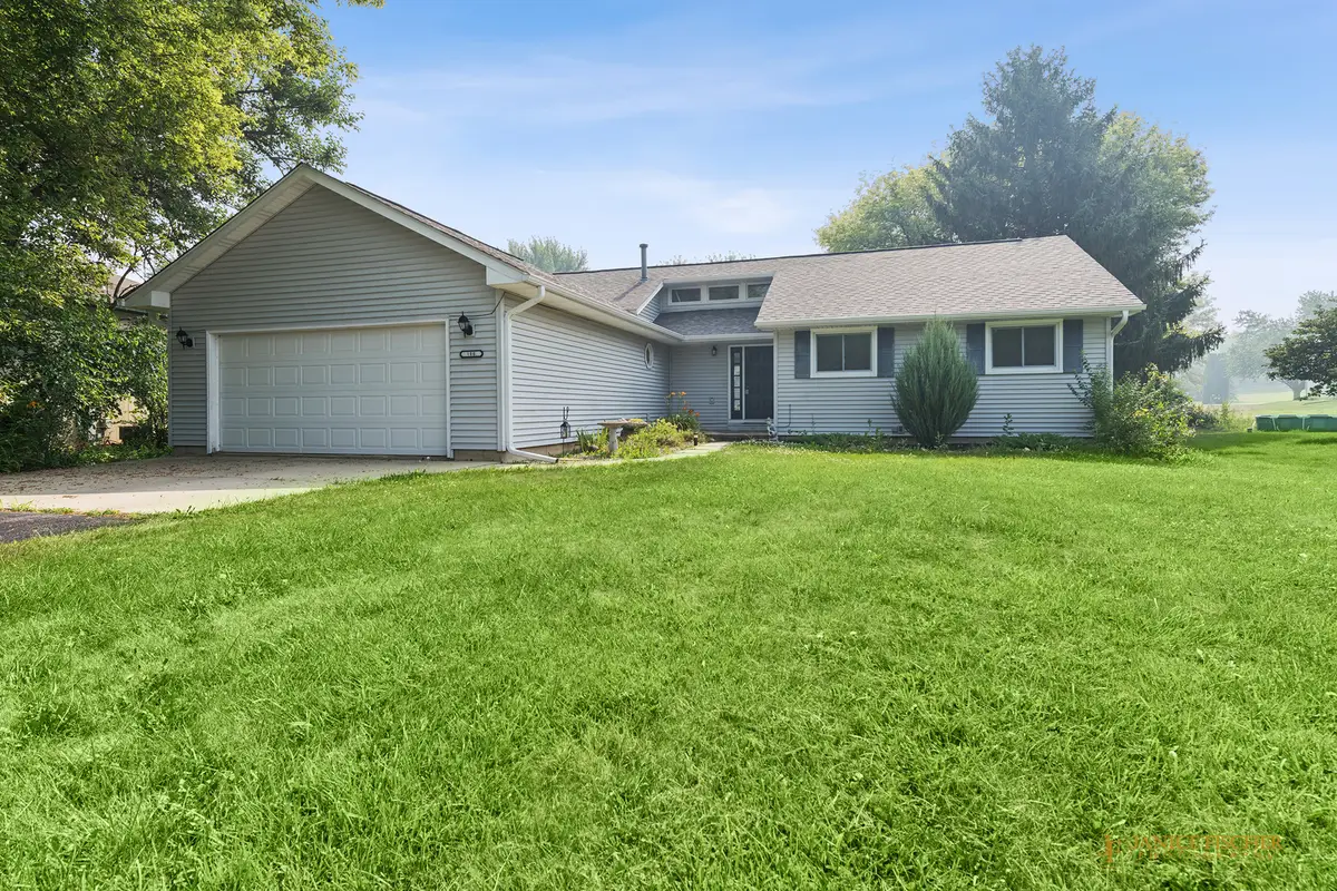 106 Sequoyah Court Sw, Poplar Grove, IL 61065 - #1