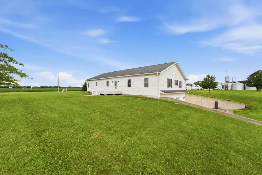 2127 75th Avenue, Aledo, IL 61231 - #2