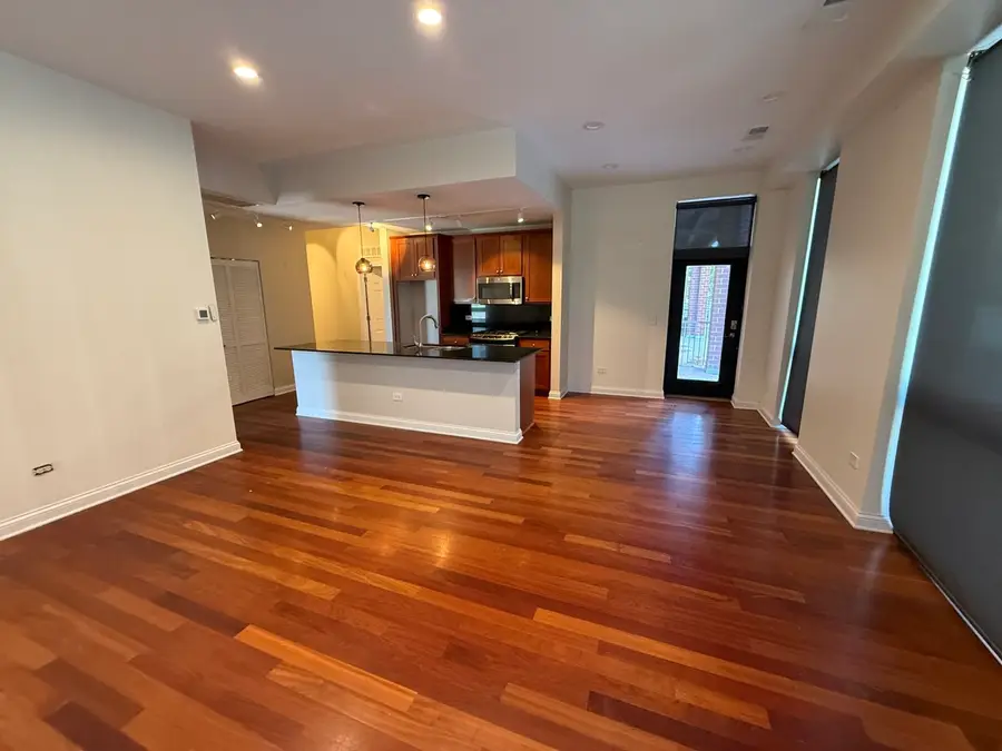 2035 S Indiana Avenue #210, Chicago, IL 60616 - #3