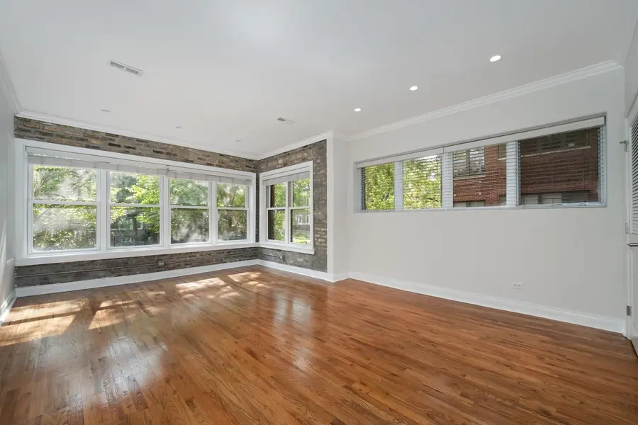 6622 N Ashland Avenue #1, Chicago, IL 60626 - #3