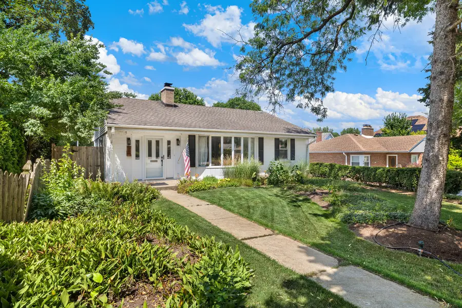 56 Chicago Avenue, Clarendon Hills, IL 60514 - #3