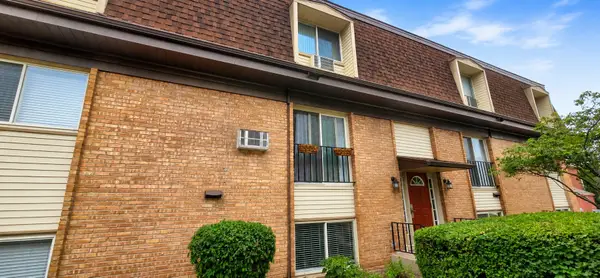 1243 Washington Street E #C304, Des Plaines, IL 60016