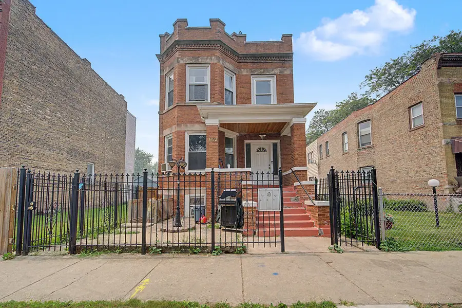 852 N Springfield Avenue, Chicago, IL 60651 - #3