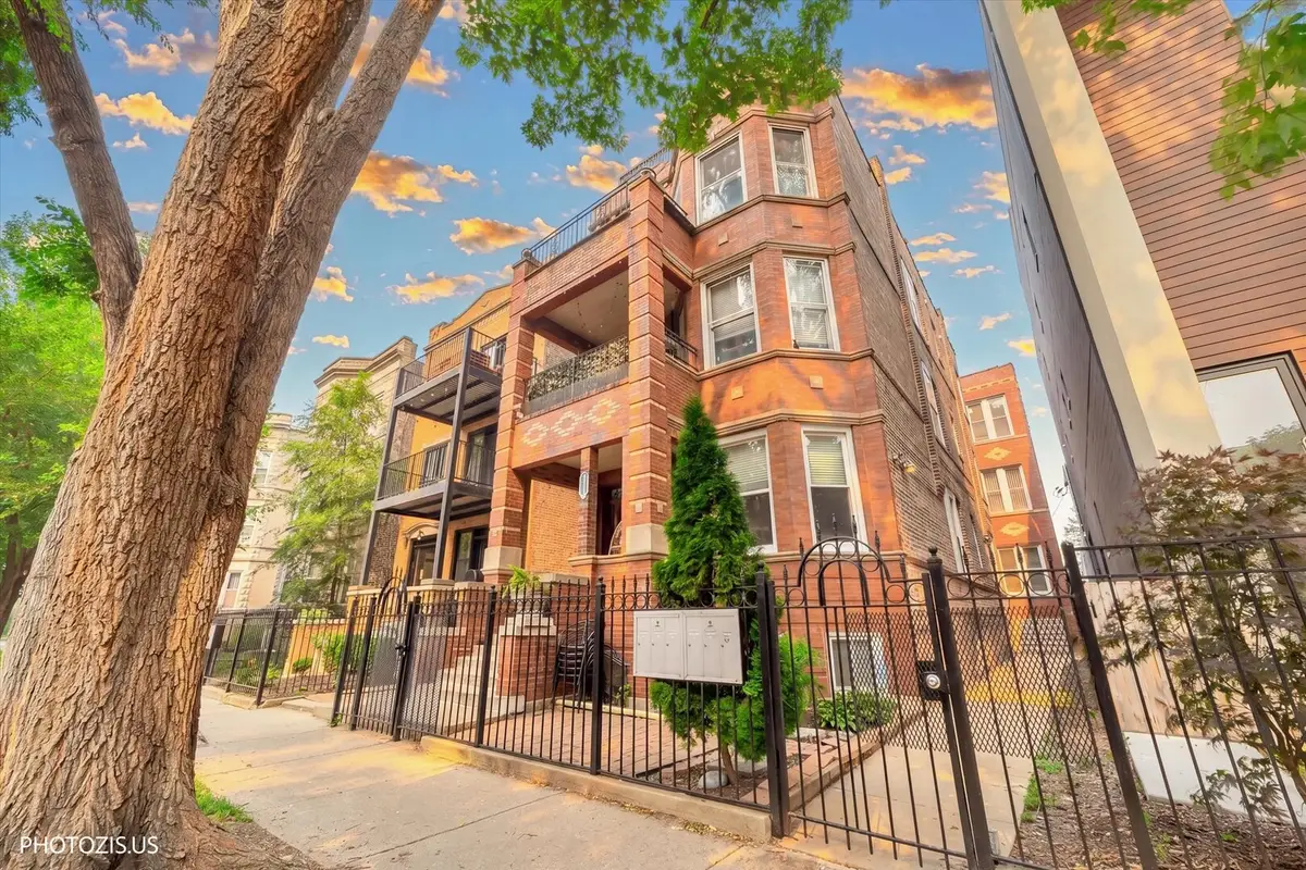 835 N Maplewood Avenue #3R, Chicago, IL 60622 - #1