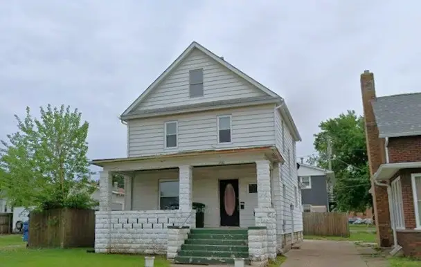 2432 5th Avenue, Moline, IL 61265 - #1