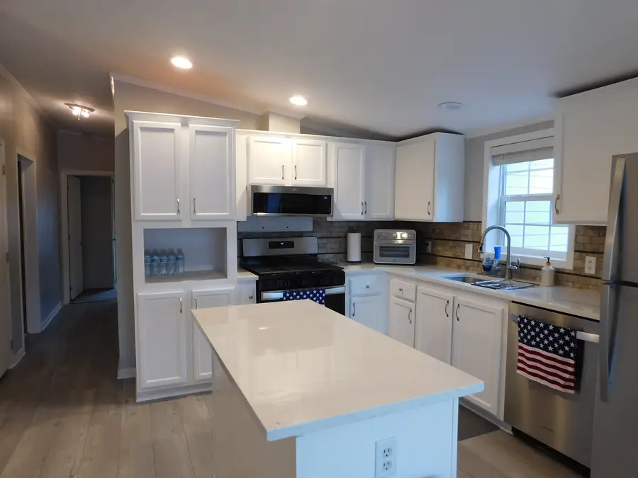 653A Bluebird Circle, Sandwich, IL 60548 - #3