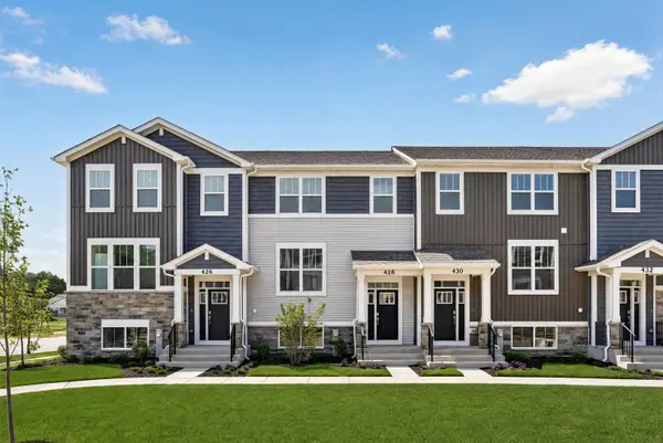 428 Red Oak Circle, Volo, IL 60020