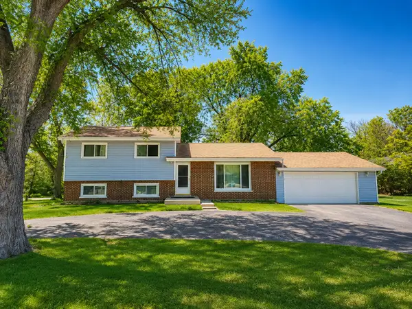 1352 Glen Ellyn Road, Glendale Heights, IL 60139