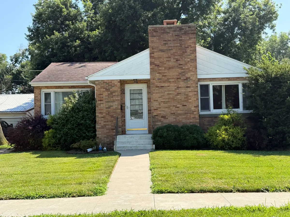 501 E Main Street, Morrison, IL 61270 - #1