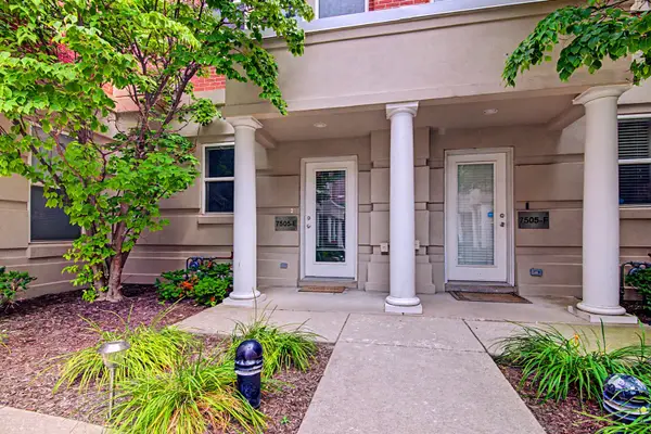 Address Withheld By Seller, Forest Park, IL 60130