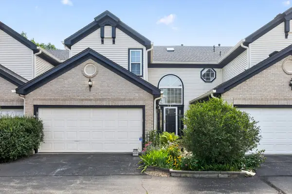 337 Kresswood Drive, West Chicago, IL 60185