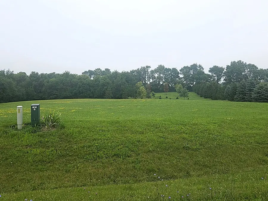 2141 Whitetail Lane, Dixon, IL 61021 - #3
