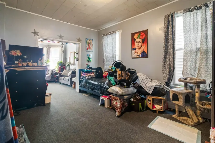 1922 N Central Park Avenue, Chicago, IL 60647 - #3