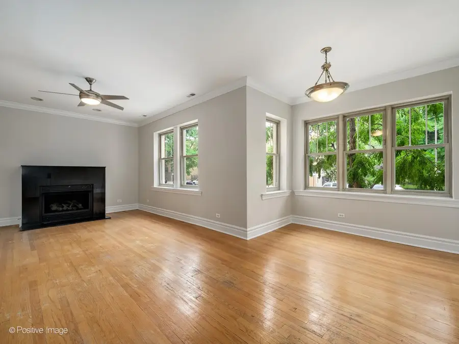 2129 N Kedzie Boulevard #1, Chicago, IL 60647 - #3