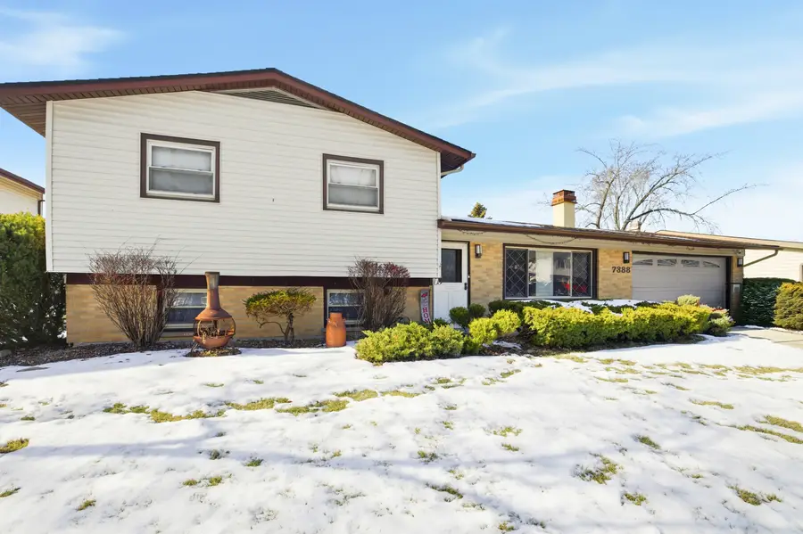 7388 Coventry Lane, Hanover Park, IL 60133 - #3