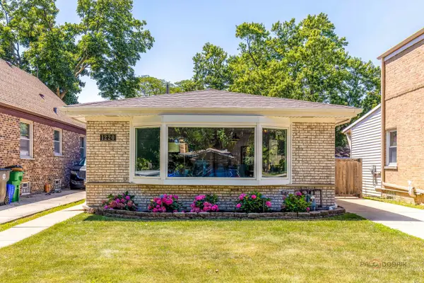 1220 Elliott Street, Park Ridge, IL 60068