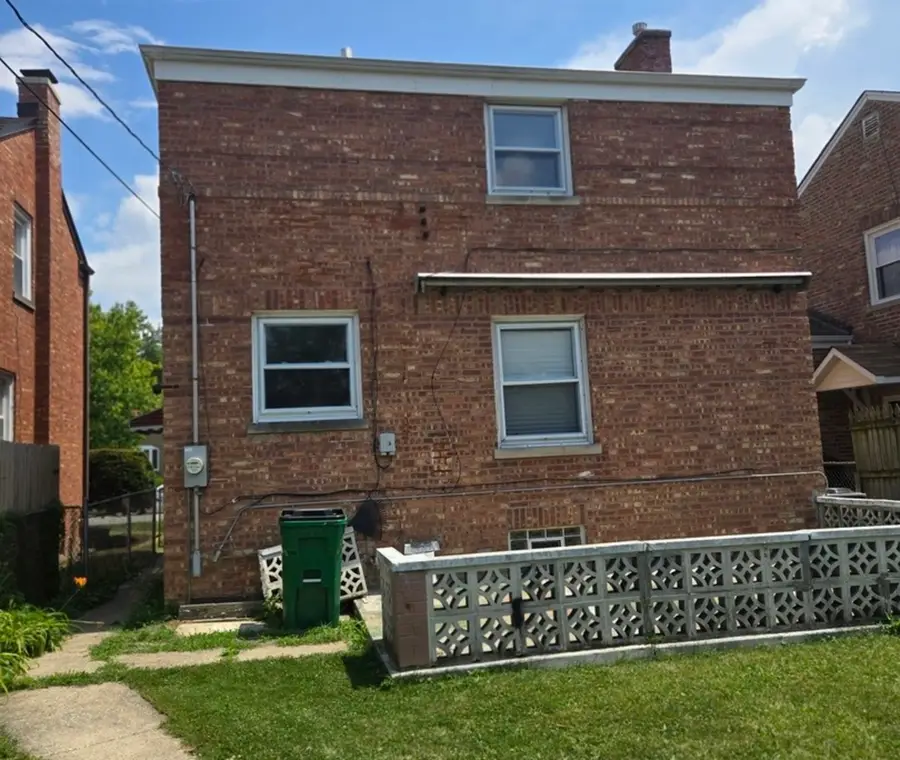 2106 S 22nd Avenue, Broadview, IL 60155 - #2