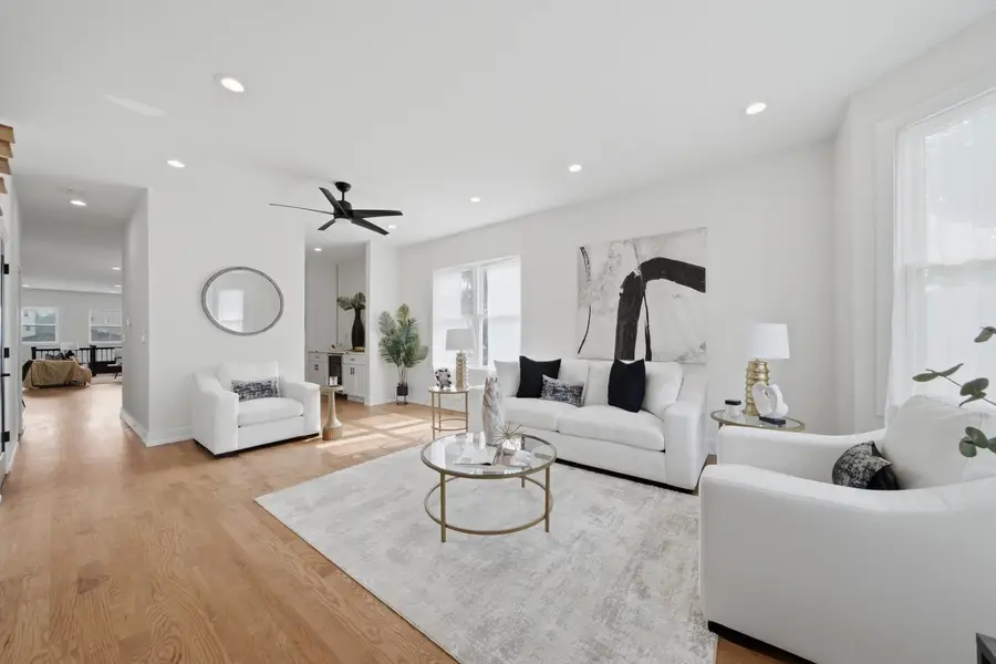 638 E 65th Street, Chicago, IL 60637 - #2