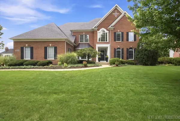 3N956 Walt Whitman Road, St. Charles, IL 60175