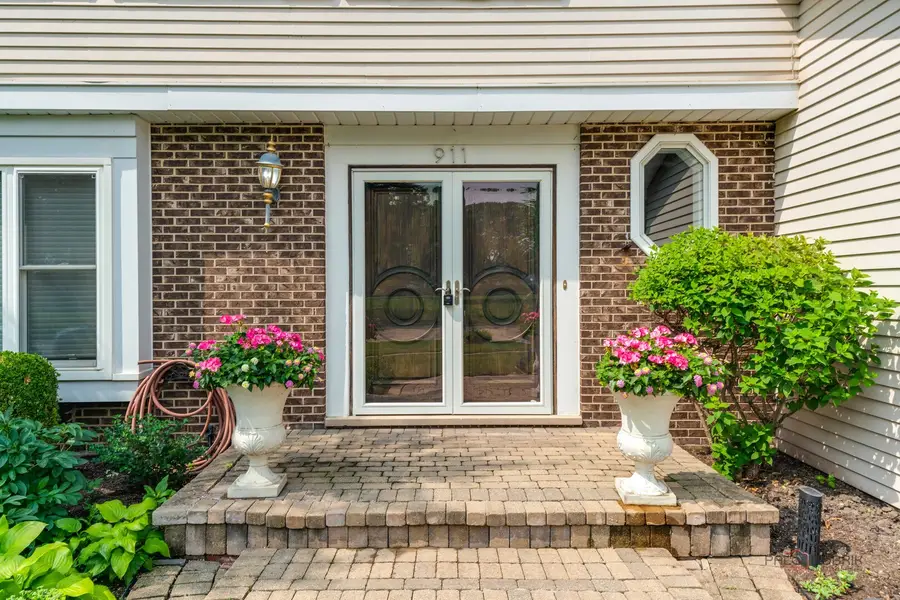 Address Withheld By Seller, Libertyville, IL 60048 - #2