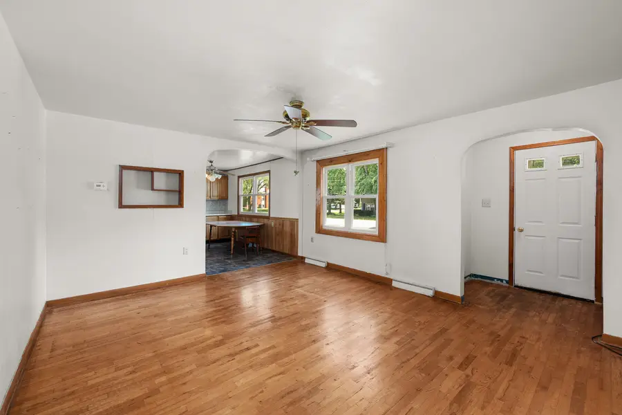 3424 2nd Street, East Moline, IL 61244 - #3