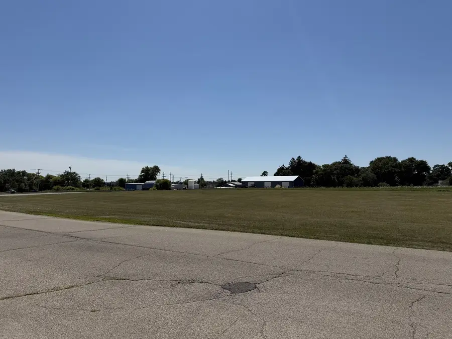 347 S Division Street, Harvard, IL 60033 - #3