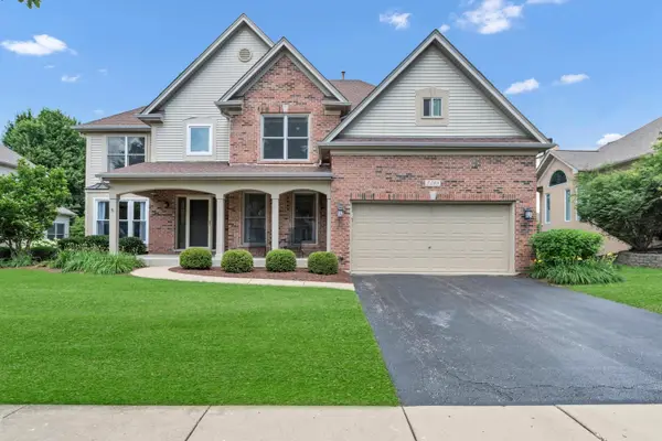 2198 Sutton Drive, South Elgin, IL 60177