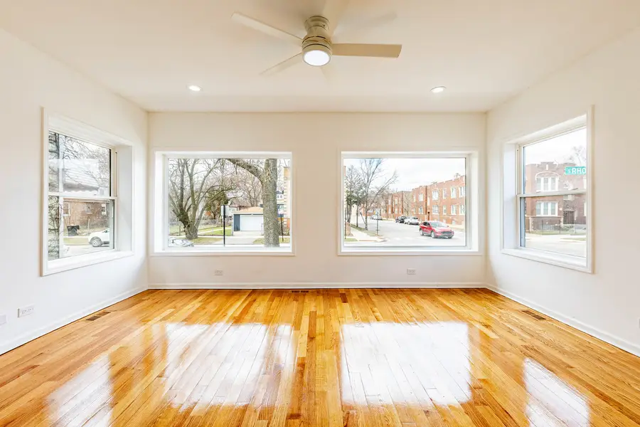 7601 S Rhodes Avenue, Chicago, IL 60619 - #3