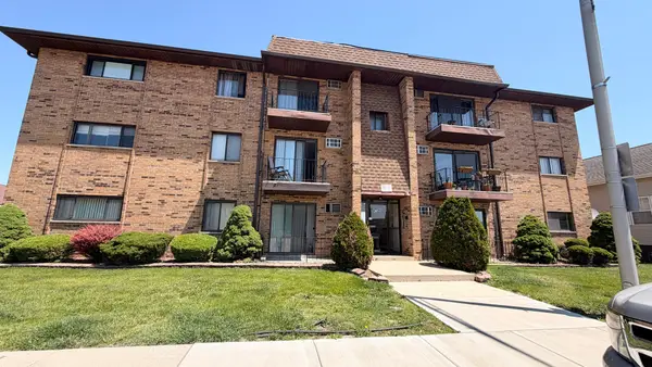 6348 Washington Street #3D, Chicago Ridge, IL 60415