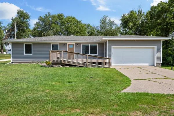 201 E Gails Street, Mccausland, IA 52758