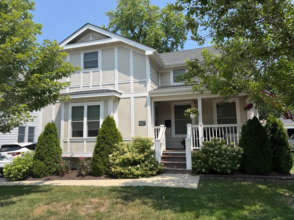 627 N Arlington Heights Road, Arlington Heights, IL 60004 - #1