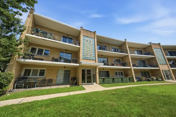 10332 S Pulaski Road #107, Oak Lawn, IL 60453