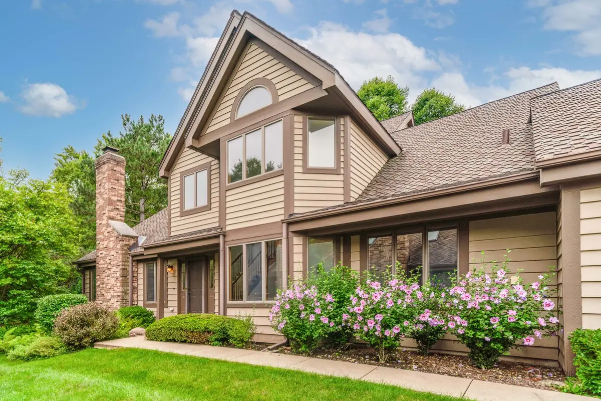 1902 Forest Creek Lane #1902, Libertyville, IL 60048 - #1