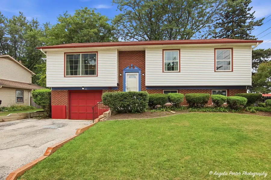 15 Old Mill Grove Road, Lake Zurich, IL 60047 - #2