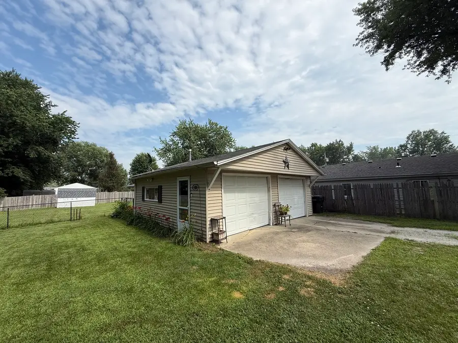 315 N Division Street, Braidwood, IL 60408 - #2