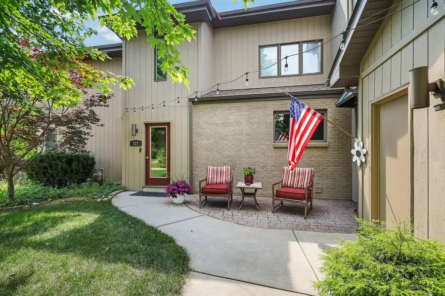 727 S Raven Road, Shorewood, IL 60404 - #2