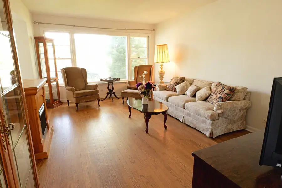 5262 Alexander Place, Oak Lawn, IL 60453 - #2