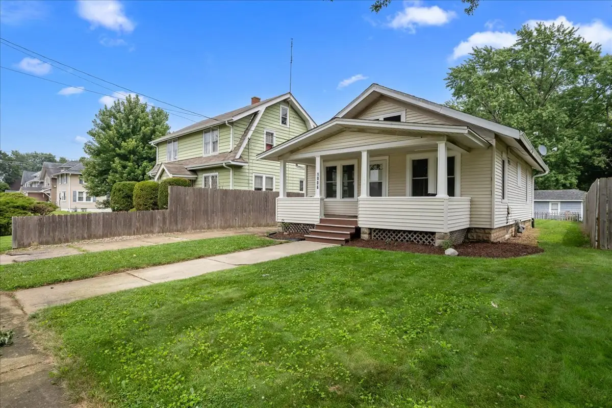 1006 S 4th Street, Aurora, IL 60505 - #1